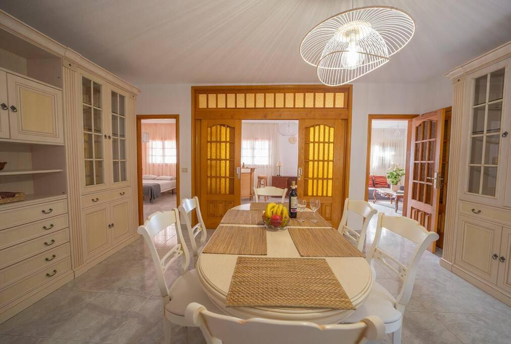 Villa Teram Alajeró المظهر الخارجي الصورة