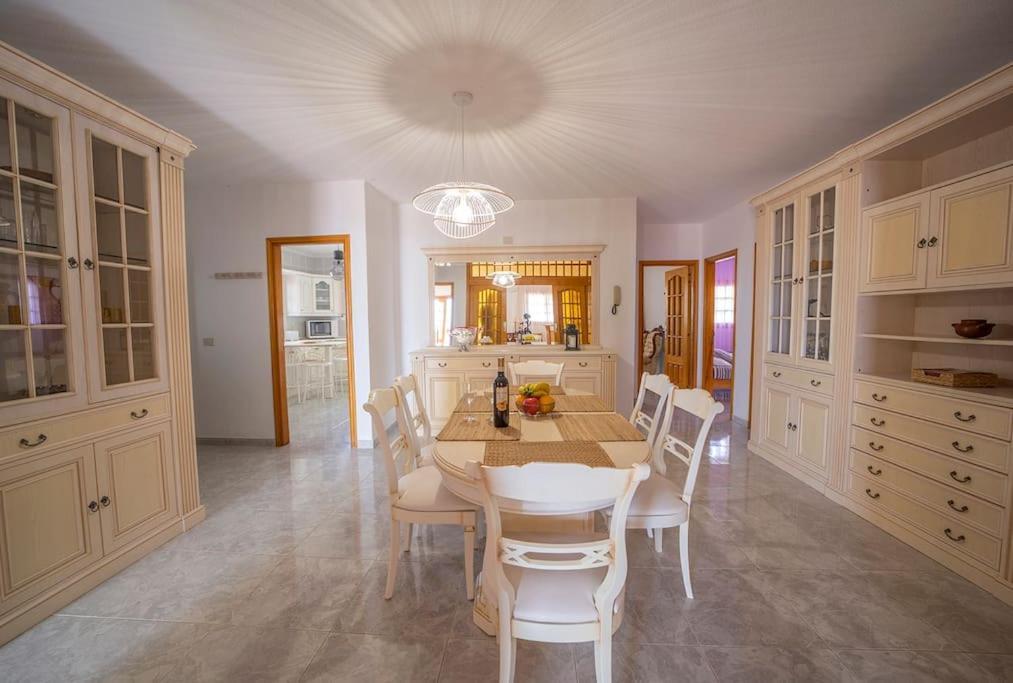 Villa Teram Alajeró المظهر الخارجي الصورة