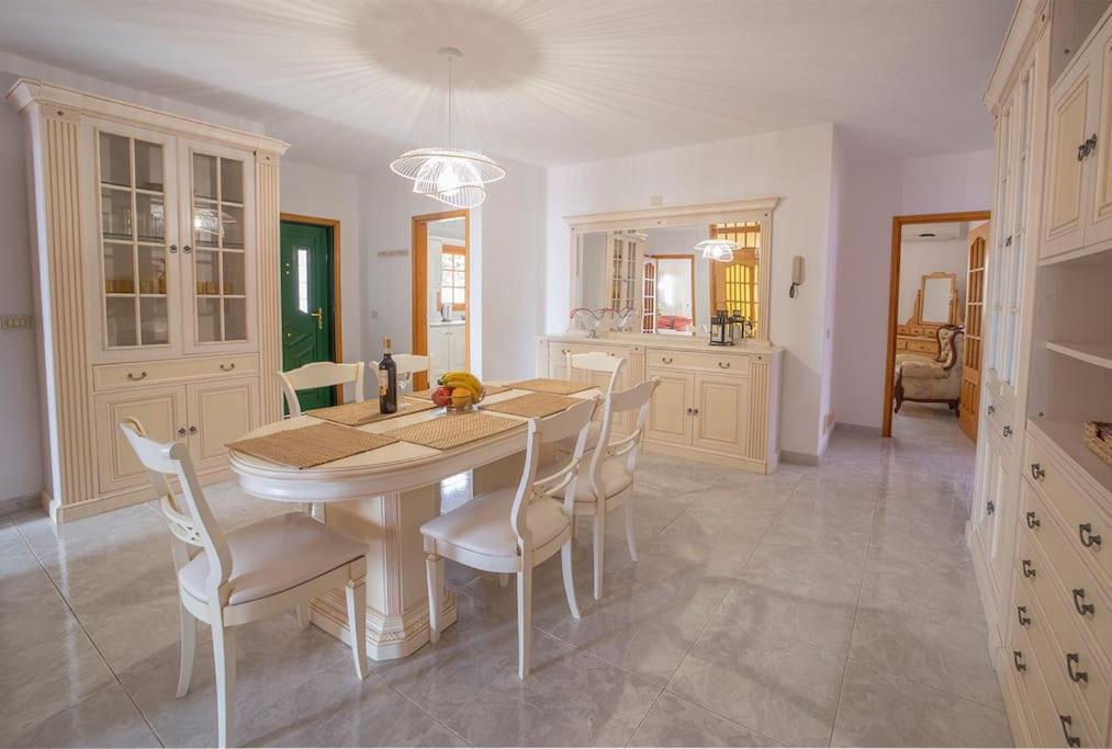 Villa Teram Alajeró المظهر الخارجي الصورة